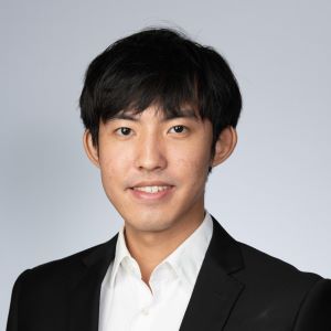 Risheng Guo